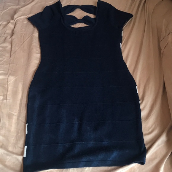 Pink Rose sweater dress - Picture 5 of 7